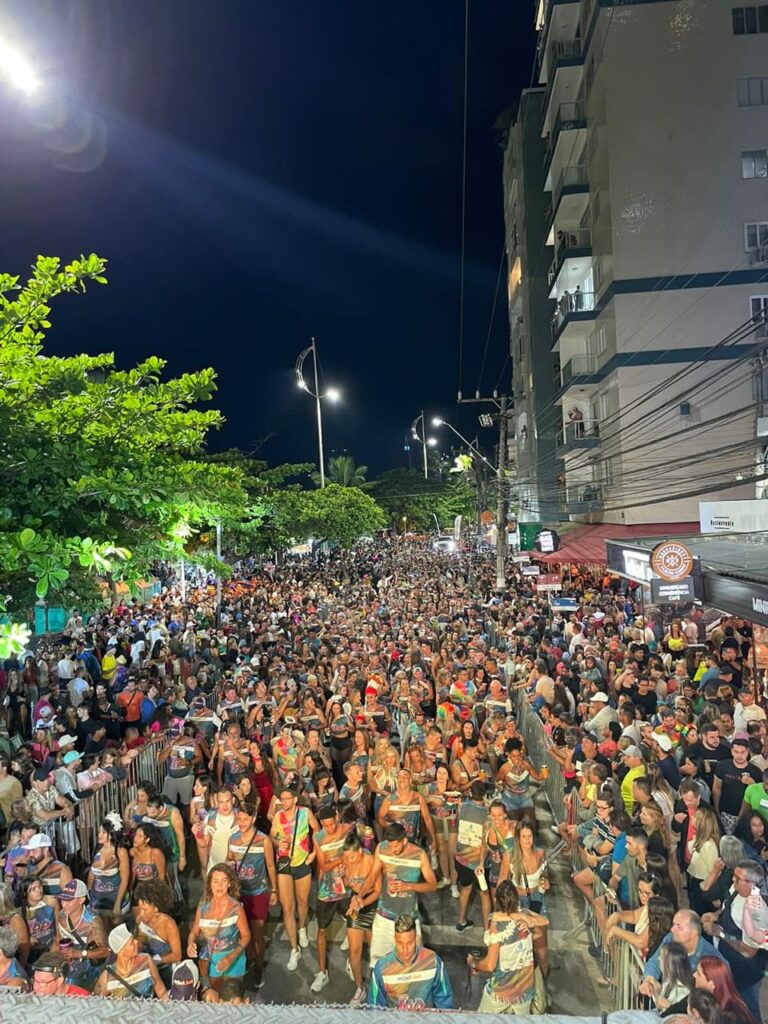 Bloco 100 Limites promete agitar o Carnaval de Balneário Camboriú com uma festa inesquecível
