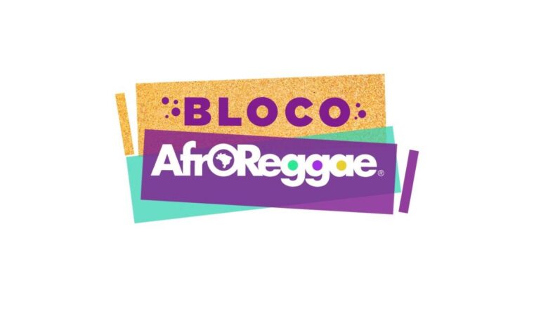 Bloco AfroReggae no Sábado de Carnaval em Copacabana
