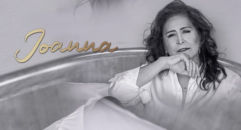 Joanna celebra 45 anos de carreira com show em homenagem ao dia das mães