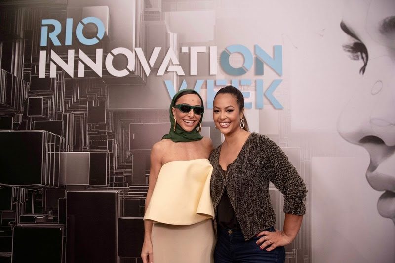 Camila Farani fala de carreira com Sabrina Sato no Rio Innovation Week 