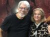 Luzimar Trottmann prestigia peça em homenagem ao saudoso Antônio Abujamra no Rio de Janeiro. Juliana Martins e Heitor Martinez também estiveram presentes.