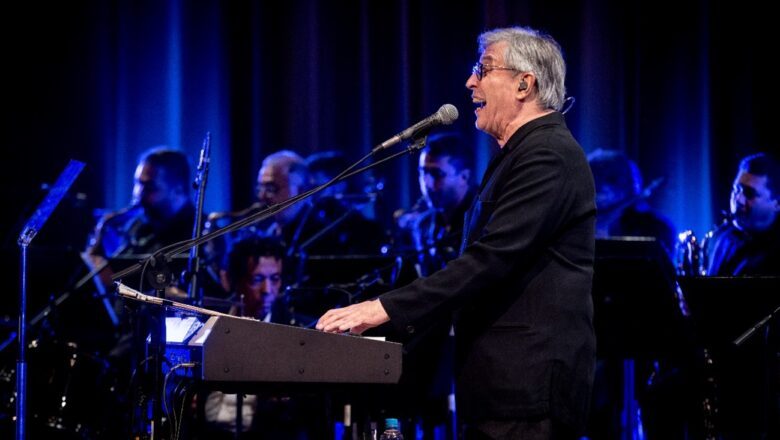 Ivan Lins volta ao Theatro Municipal do Rio de Janeiro