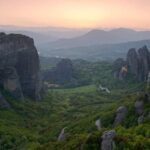 O Outro Lado da Grécia: Descubra os Tesouros de Delfos, Meteora e Olímpia