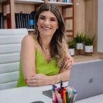 Renata Camargo: Uma Jornada de Dedicação e Transformação pela Psicologia