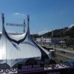 Circo dos Dinossauros continua temporada de sucesso em Curitiba