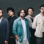 A Olívia diverte sem perder o tom crítico em novo single “Entretenimento”