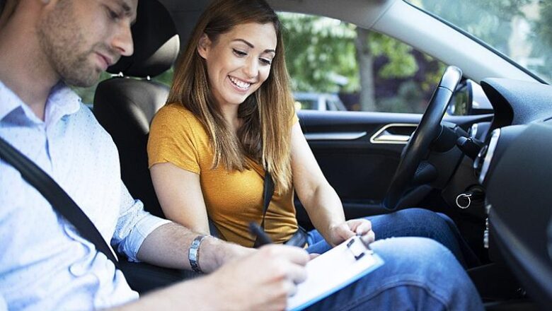 Procura por seguros de automóveis tem alta de 27% em fevereiro