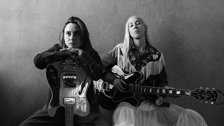 Julien Baker & TORRES lançam “Bottom of a Bottle”, último single do aguardado álbum Send a Prayer My Way
