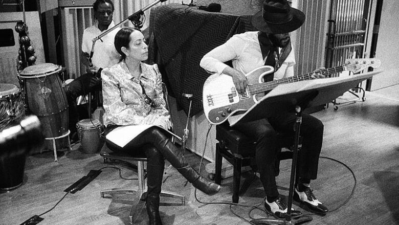 Samantha Schmütz lança o single “Samba Canção” junto a Adrian Younge