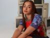 Ella Eyre lança o novo single “High On The Internet” (feat. Jay Prince)