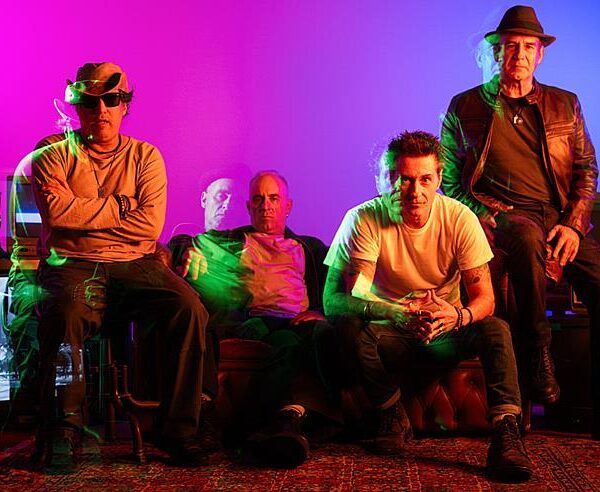 Capital Inicial da sold out no Rio de Janeiro com Acústico 25 anos