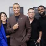 Mateus, estrategista de imagem e referência entre artistas, marca presença em evento da Globo ao lado de Thiago Oliveira