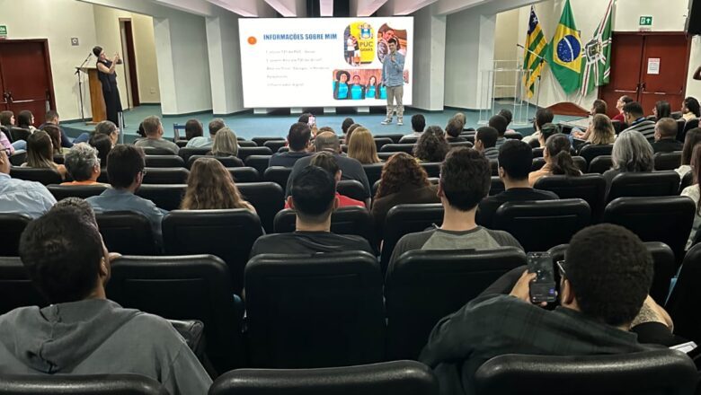 João Vitor de Paiva ministra palestra sobre capacitismo para servidores da Secretaria de Estado de Ciência, Tecnologia e Inovação