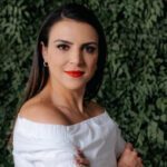 Mariana Menezes leva protagonismo feminino no mercado imobiliário ao Desert Women Summit Brasil 2025