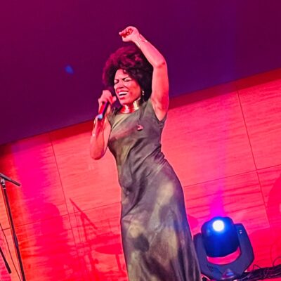 Concerto ISCSP-ALUMNI com a cantora LURA celebra o Dia de África com muita Música, Cultura e Emoção