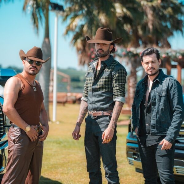 Luan Pereira é o convidado de Brenno & Matheus para o hit “Em Cima do Peão”