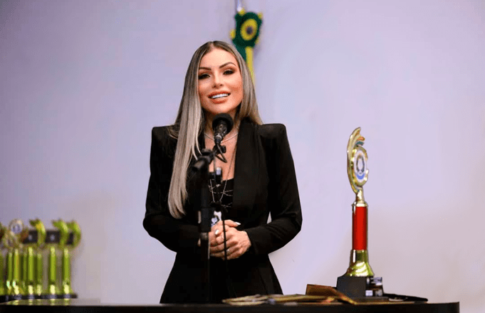 Thaís Giraldelli será palestrante no Beauty Show 2025 em parceria com o Sebrae