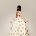 Alunos da Firjan SENAI unem arquitetura e moda em peças sustentáveis para desfile da Fevest 2025