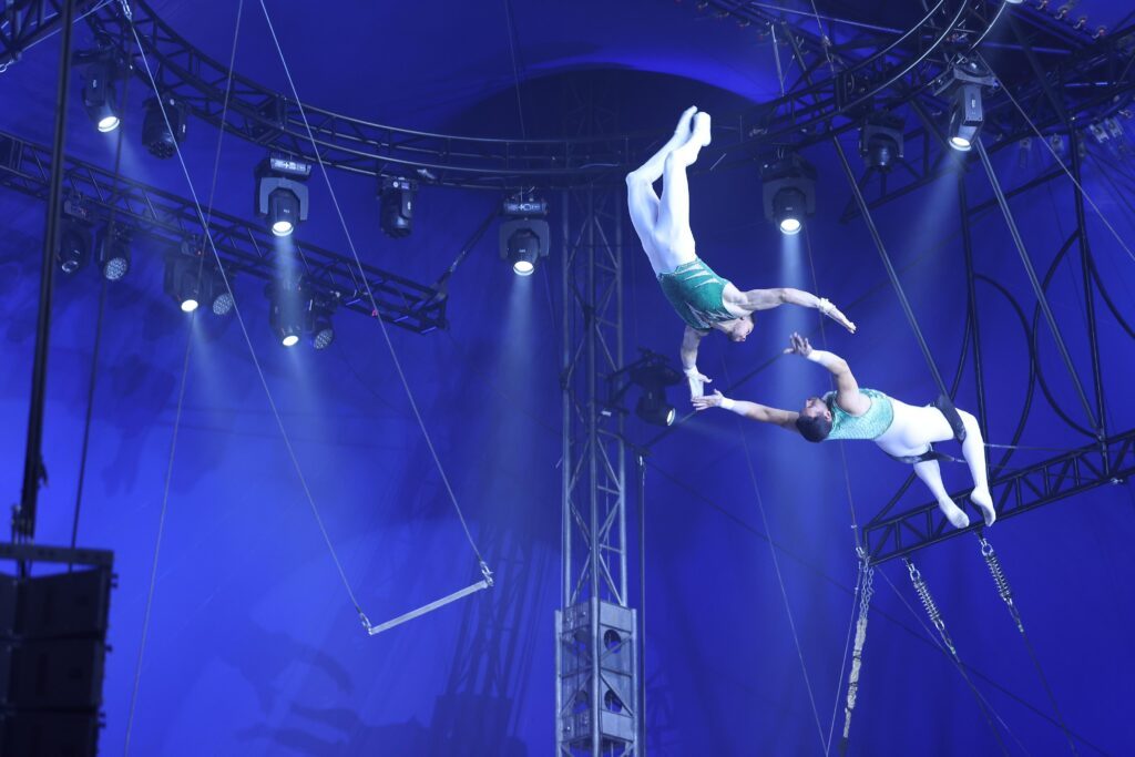 Divulgação Mirage Circus