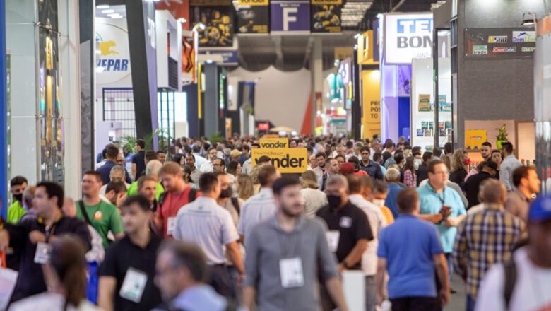 Evento de construção leva capacitação gratuita em agosto durante feira de construção