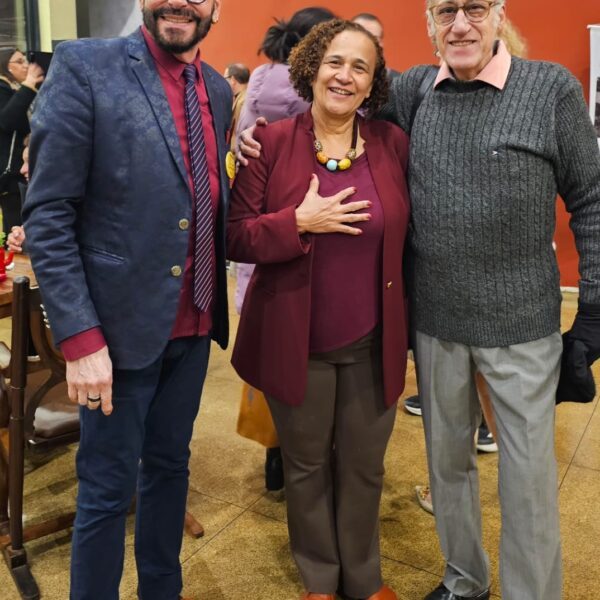  Lançamento de biografia de Oswaldo Massaini emociona público na Cinemateca Brasileira