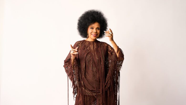 Eliana Pittman celebra 80 anos com novo álbum de jazz, documentário e biografia
