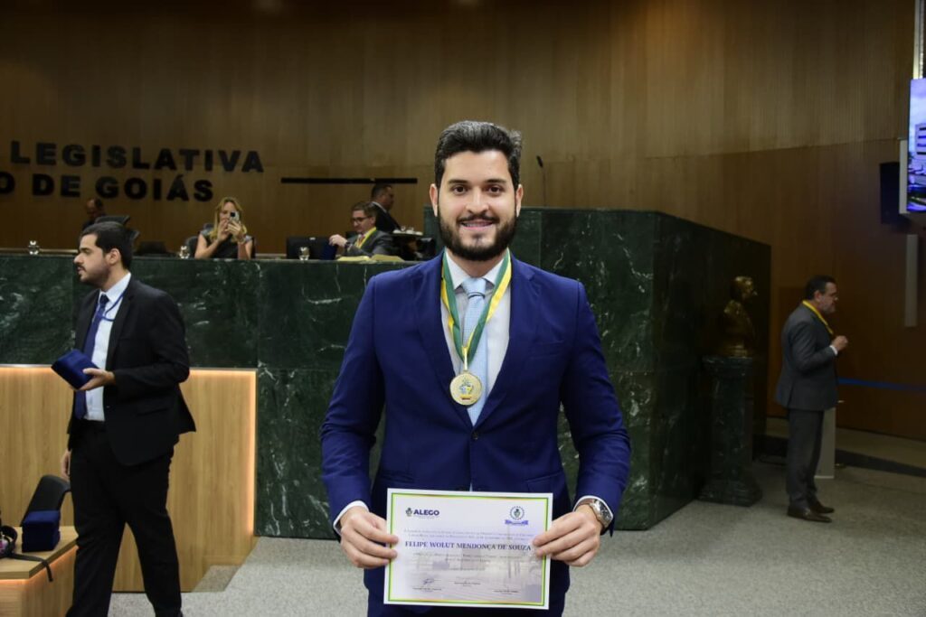 Advogado Felipe Wolut