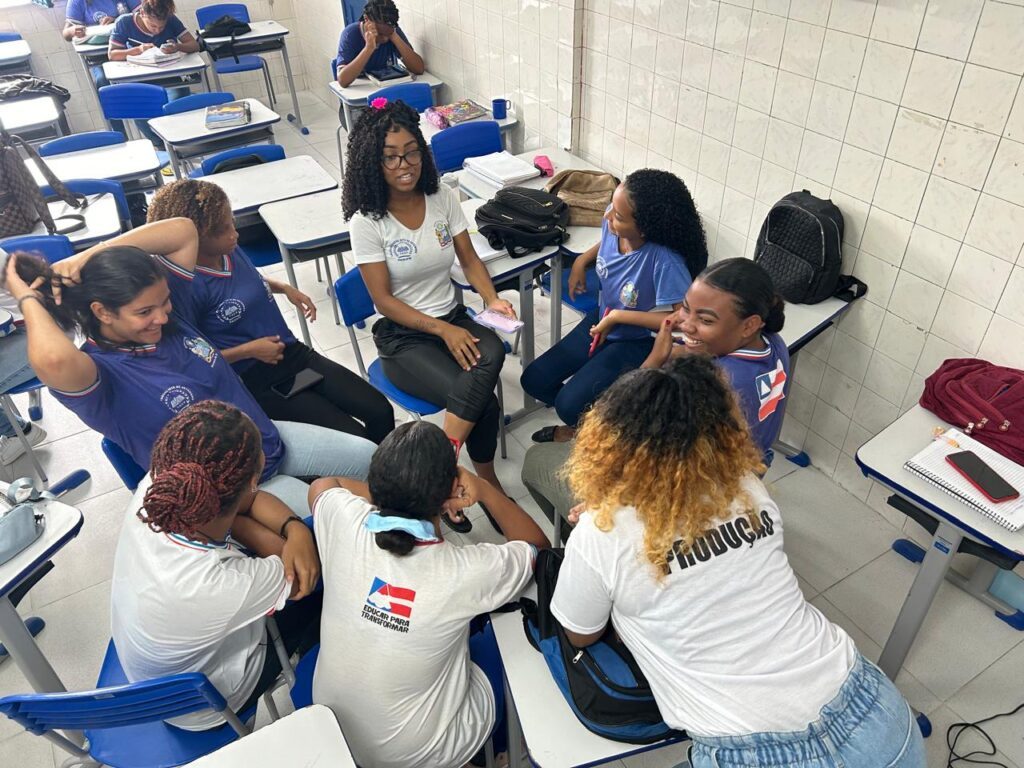 Dia do Estudante: Circuito Dikebrada Leva Arte e Protagonismo a Escolas de Salvador
