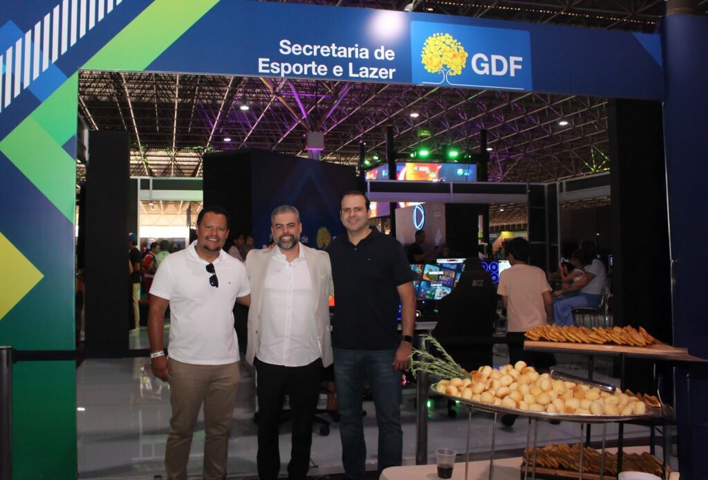 O Secretário Executivo Mateus Bahia e Secretário de Estado Renato Junqueira, representando a Secretaria de Esporte e Lazer do DF