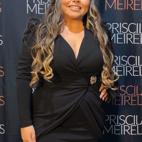 Após período de pausa, Priscila Meireles volta aos palcos com sold out
