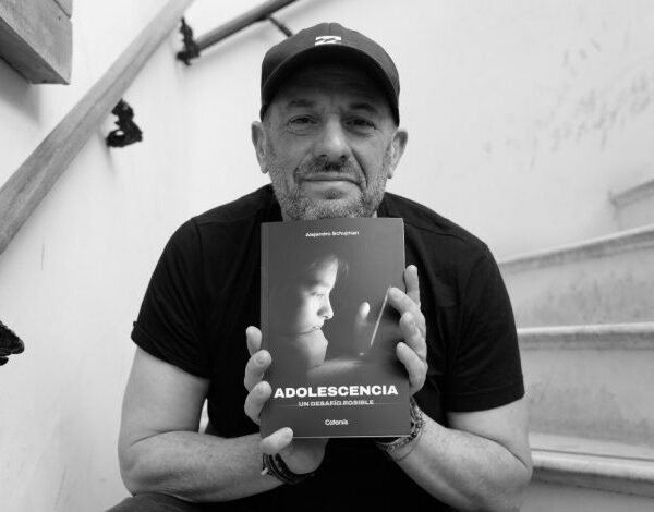 “Adolescência: um desafio possível”, obra do psicólogo e escritor Alejandro Schujman