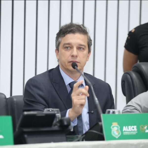 Assembleia Legislativa celebra 46 anos da AEDI e reconhece a importância da indústria cearense