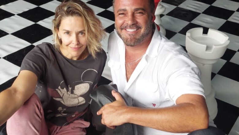 Bianca Rinaldi  e Rodrigo Phavanello fazem curta temporada da comédia “Casa, Comida e Alma Lavada” em São Paulo