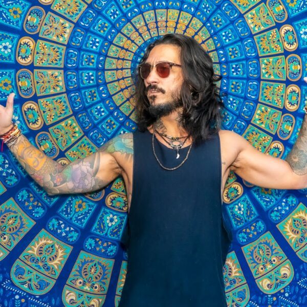 Kauan Calazans divulga álbum