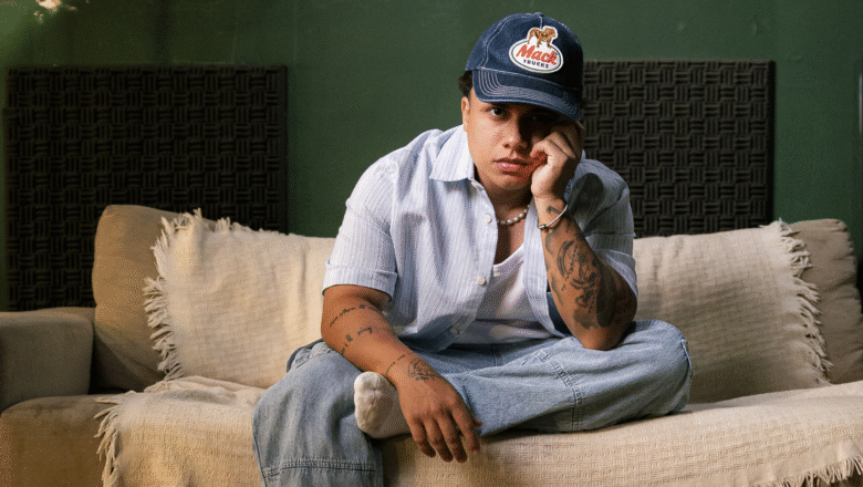 Norton une pop, funk e MPB em seu primeiro single “Tudo Cooperou”