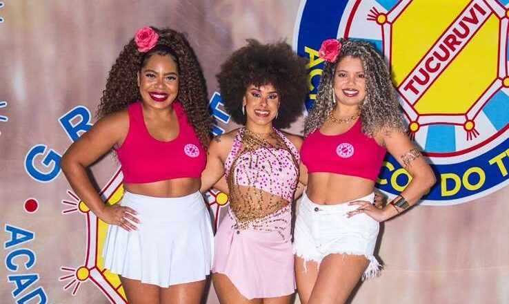 Outubro Rosa: Em ação social Acadêmicos do Tucuruvi faz a diferença e espalha esperança e amor