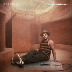 Álbum conta com as participações de Marcelo Falcão e Jenni Rocha