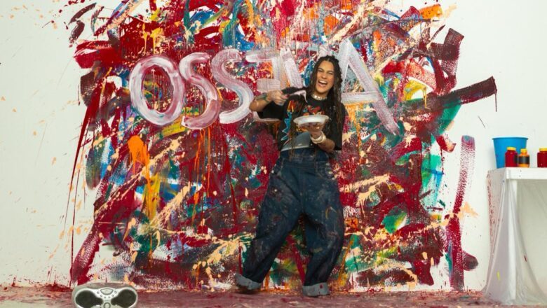 Carolina Andrade lança “Avesso”, parceria inédita com Toquinho