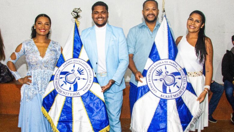 Rumo ao desfile de 2026, Acadêmicos de Niterói abre temporada de ensaios de rua na Amaral Peixoto neste domingo, 09