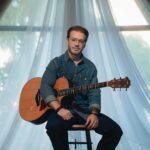 Com atmosfera intimista, BALARA lança “Sonhos” e dá sequência ao projeto audiovisual “Acusticamente”