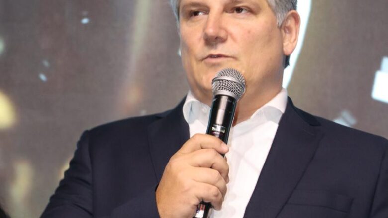 Apolo Síndicos Profissionais recebe Prêmio de Empresa Inovadora Brasil–EUA 2025 e lança sistema de franquias