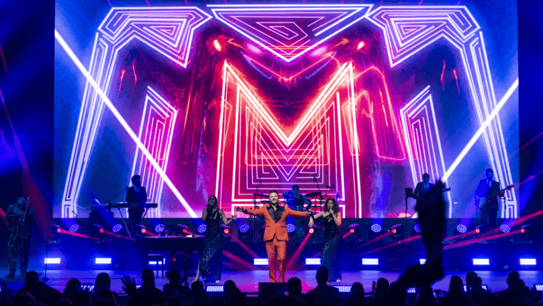 Maurício Manieri apresenta show especial de fim de ano no Qualistage