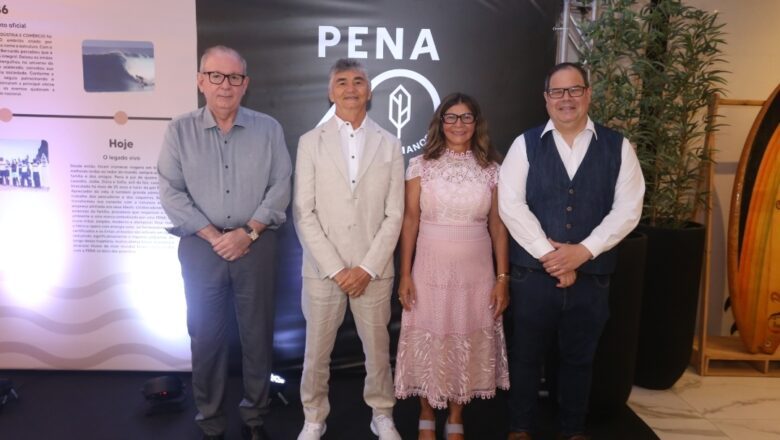 SindRoupas entrega Comenda Beni Veras ao empresário Raimundo Bernardo Neto (Pena) em solenidade na Casa da Indústria