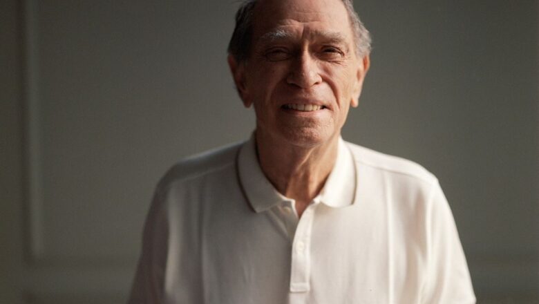 Jorge Mautner retorna ao Espírito Santo com espetáculo literário-musical e lançamento de livro