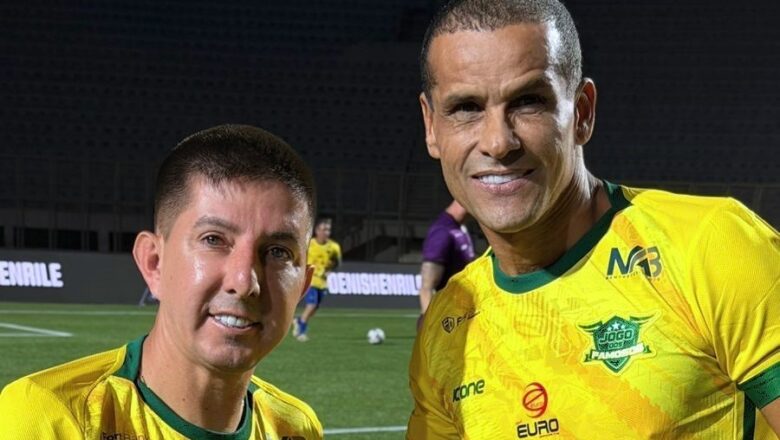 Rogerinho R9 joga ao lado do campeão mundial Rivaldo no Jogo dos Famosos