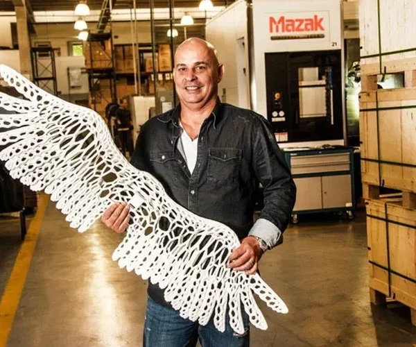 Hermes Santos: Um grande artista que transforma e cria arte