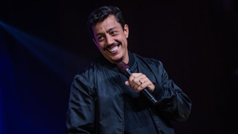 Renato Albani se consolida nos palcos, redes sociais e na publicidade em 2025 histórico