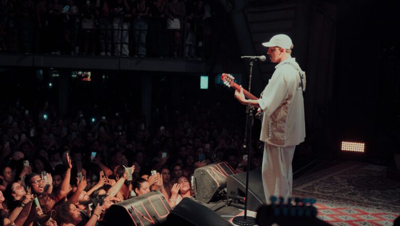 Noites de Verão começa 2026 no Morro da Urca com Ferrugem e muito mais