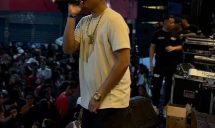 Encontro dos Amigos reúne multidão no Sotero Beach Bar e consagra verão com show marcante de Deene Na Voz