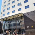 DENÚNCIA: Hotel Atlântico Prime, na Lapa, é acusado de câmeras escondidas, assédio e perseguição organizada junto à Quadrilha Organizada.